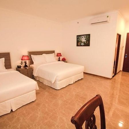 Den Long Do Hotel Nha Trang Exterior photo